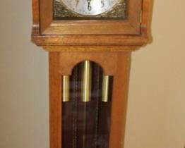 Small oak case clock.