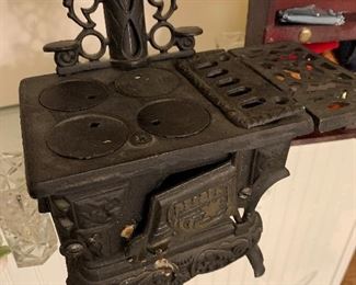 Cast iron doll house stove