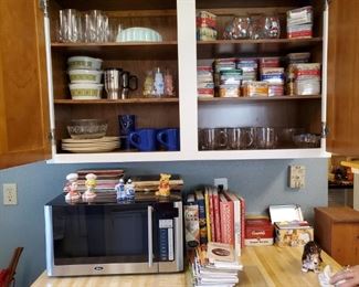 GREAT MICROWAVE....COOKBOOKS...MOCHA COFFEE TINS