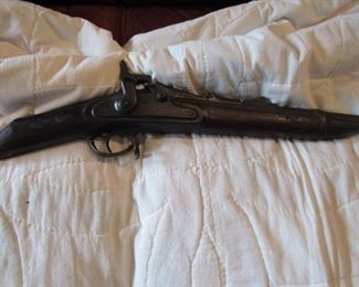Antique short gun