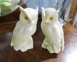 Pair owls Italy signed by artist 