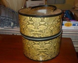 hat box