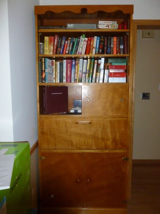 Very cool mid-century modern shelving unit