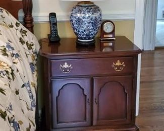 Nightstand sold, lamp available 