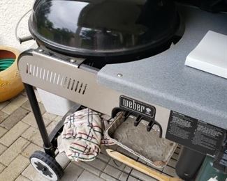 Nice Weber Grill- Charcoal or Propane