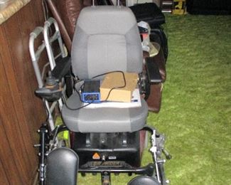 Shoprider Mobility Scooter & Power Chair -- Been sitting in home only used a few times !! Complete with charger