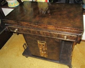 High End Quality Vintage Mastercraft Burl Wood Bar Serving Cart