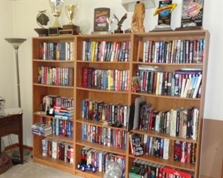 Novels by Stephen King, Dean Koontz, Johnathan Kellerman, Clive Cussler and many more