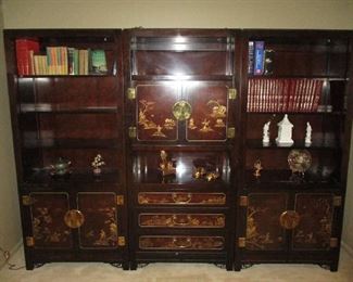 Wonderful three-piece Oriental High lacquer bookcase Center by white furniture company