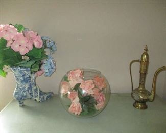 Glassware items