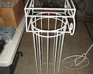 Plant stand
