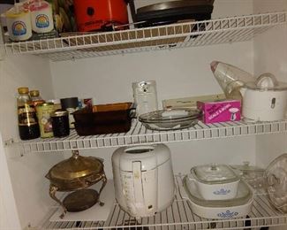 Crock Pot, Ice Cream Maker, Fryer, Corningware, Pans, Juicer, Anchor Hocking Amber Baking Pans AH Pie Pans, Panini Maker