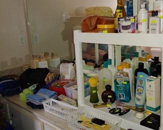 Lots of Bathroom items