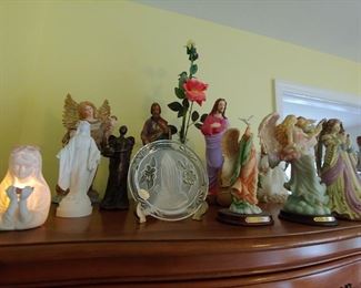 Angels & Religious figurines
