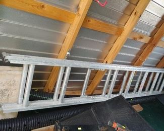 Extension Ladder, Drainage Tubes