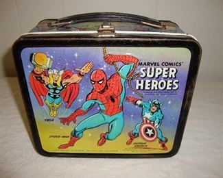 1976 SUPER HEROES LUNCH BOX