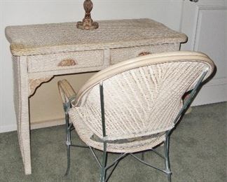 "PIER ONE" DESK WITH CHAIR