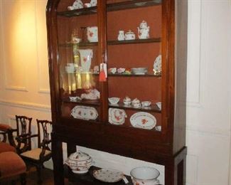 Arched Display Cabinet, Mahogany, Arts & Crafts style details, lighted, Early 20th Century