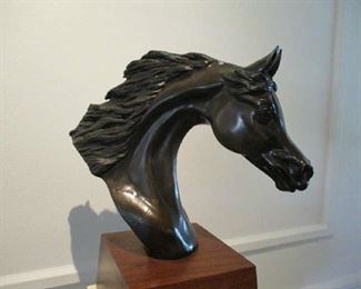Bust, Single Arabian Horse, Robert Larum