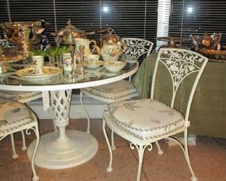 Woodard Iron & Glass Table & 5 Woodard Iron Chairs