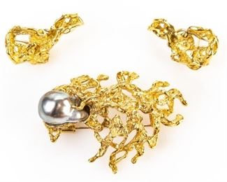 18K Gold Brooch With A Gorgeous Tahitian Pearl And Matching Earrings