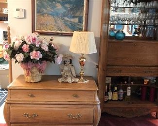 Fine quality Bombay Chest