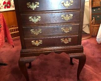 Pretty Queen Anne style lowboy