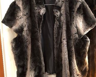 Beautiful chinchilla jacket. Medium size