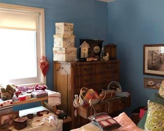 Bursting with goodies! Every room packed!