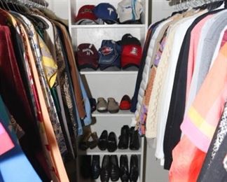 Men's baseball caps. Throw pillows