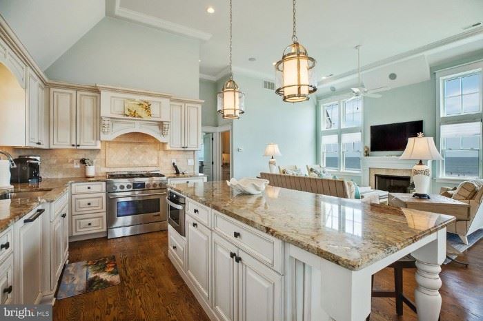 Kitchen by Kahle's Kitchens of Pennsylvania