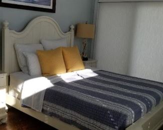 Basset bedroom set