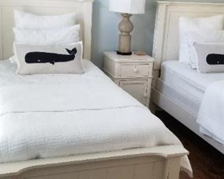 Bassett twin bed set