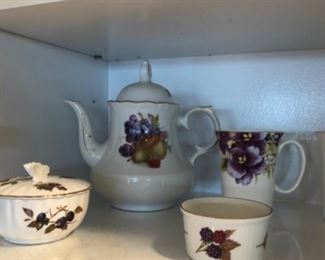 Royal Worchester Tea pot, creamer and sugar
