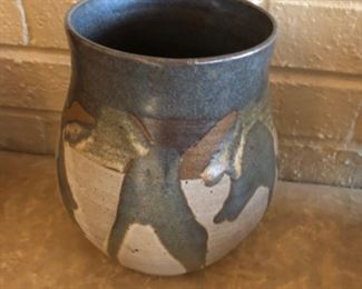 Pottery signed Golan