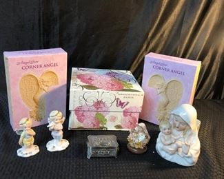 Angel Mother Mary Decor