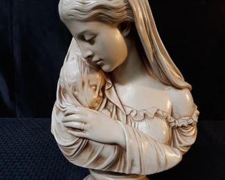 Madonna and child repro of R. Monti statue