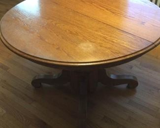 Oak Pedestal Table https://ctbids.com/#!/description/share/259841