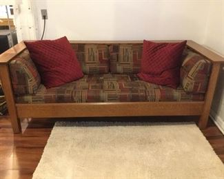 Mission Style Sofa https://ctbids.com/#!/description/share/259901