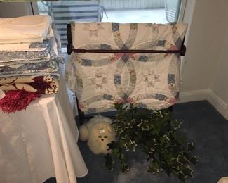 Vintage Quilt Stand & Quilt