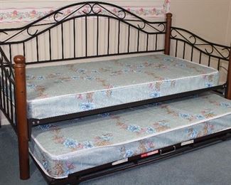 Black Wrought Iron Wood Post Daybed with Trundle