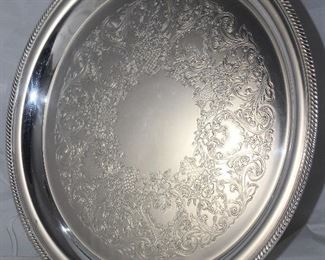 International Silver Company “Castleton” Silverplate 14” Round Tray