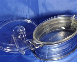 Glasbake oval casserole with chrome caddy