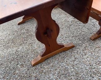 Close up leg of dining table
