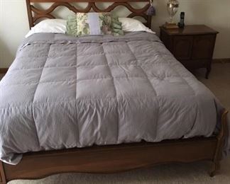 Queen bed, headboard, foot board and frame