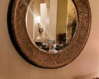 Round Beveled Edge Mirror