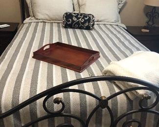 Queen size bed with nearly new Westin Heavenly mattress
