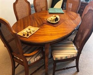 Solid hardwood dining set includes 6 chairs, leaves, pads, and china cabinet with a hutch