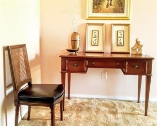 Beautiful 3-drawer Writing Desk with Desk Chair.