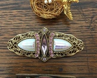 Gorgeous Vintage Brooches
~Gold Nest with Pearl Eggs & Bird
~Amethyst Center Stone 
      Surrounded by Sweet Pink Stones ~Large Pink Topaz Surrounded by
          Blue Flowers on Each Side